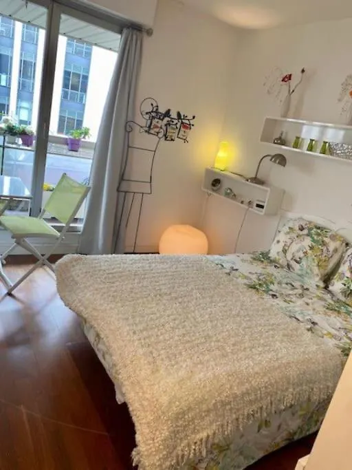 La Vie En Rose-Montparnasse Apartment Paris 0*,