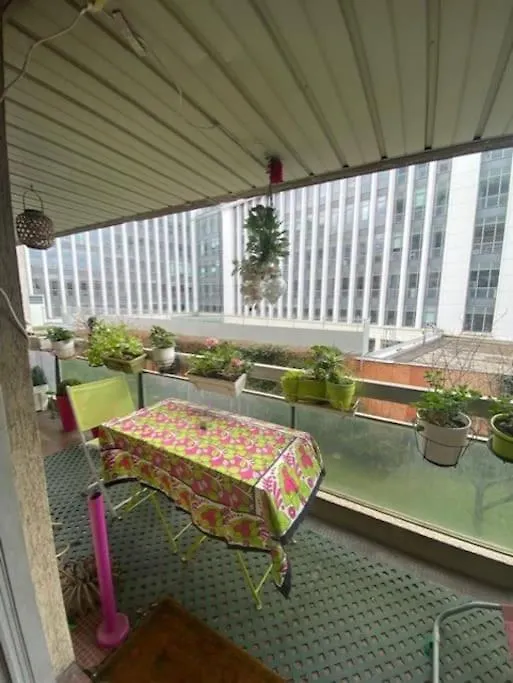 La Vie En Rose-Montparnasse Apartment Paris